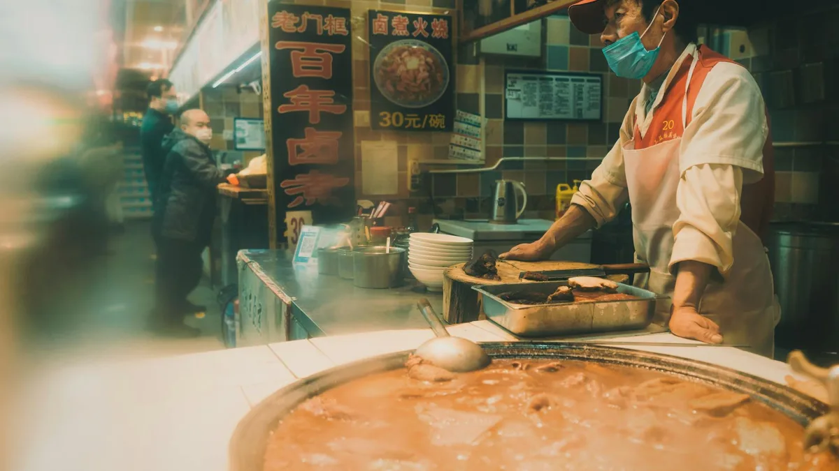 Top 10 Chinese Dishes Every Traveler Must Try